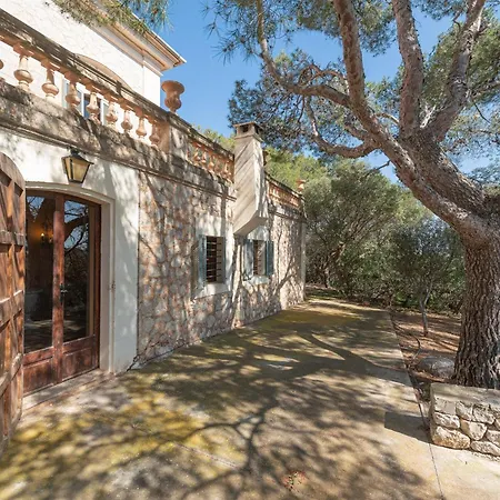 Son Muntaner Villa *